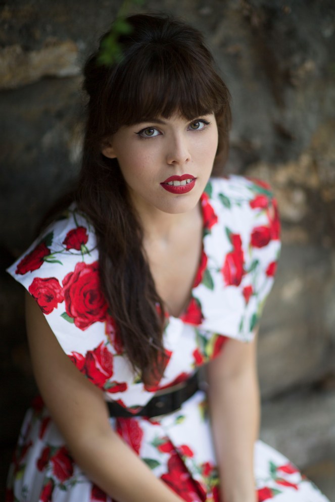 Robe pinup roses rouges 07